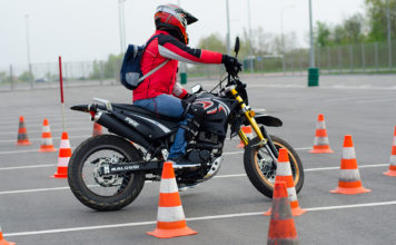 Особенности обучения в мотошколе